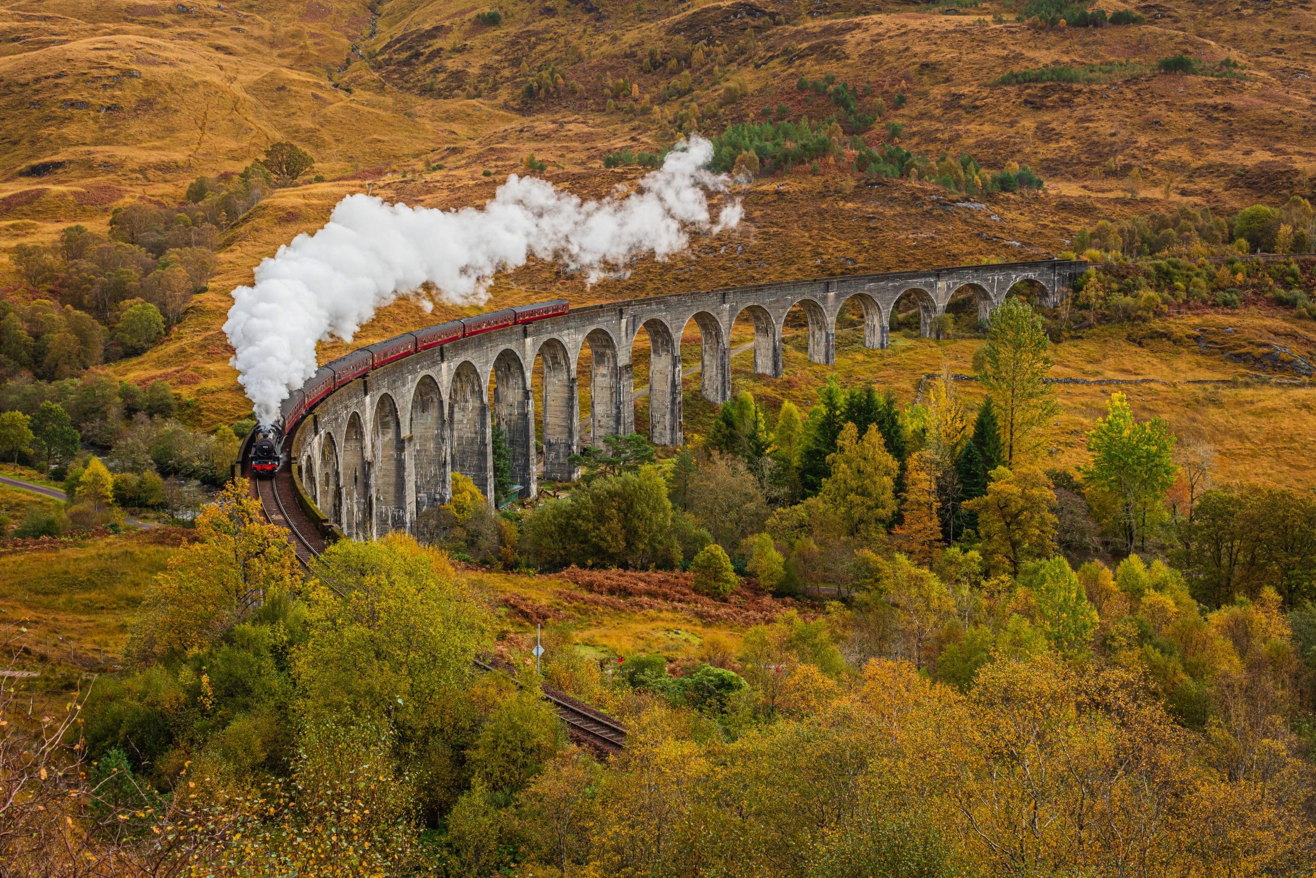 old-fashioned-steam-train-with-air-whistle-on-glen-2021-08-27-09-27-11-utc-2